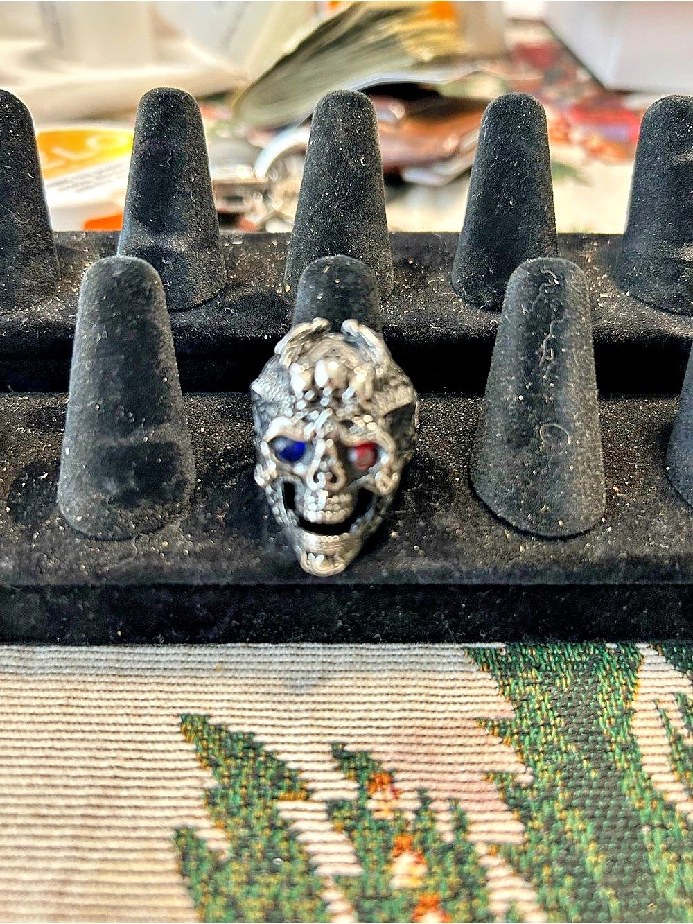 Skull Ring in Silver